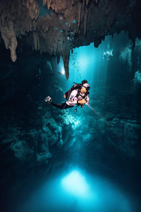 El Pit cenote diving