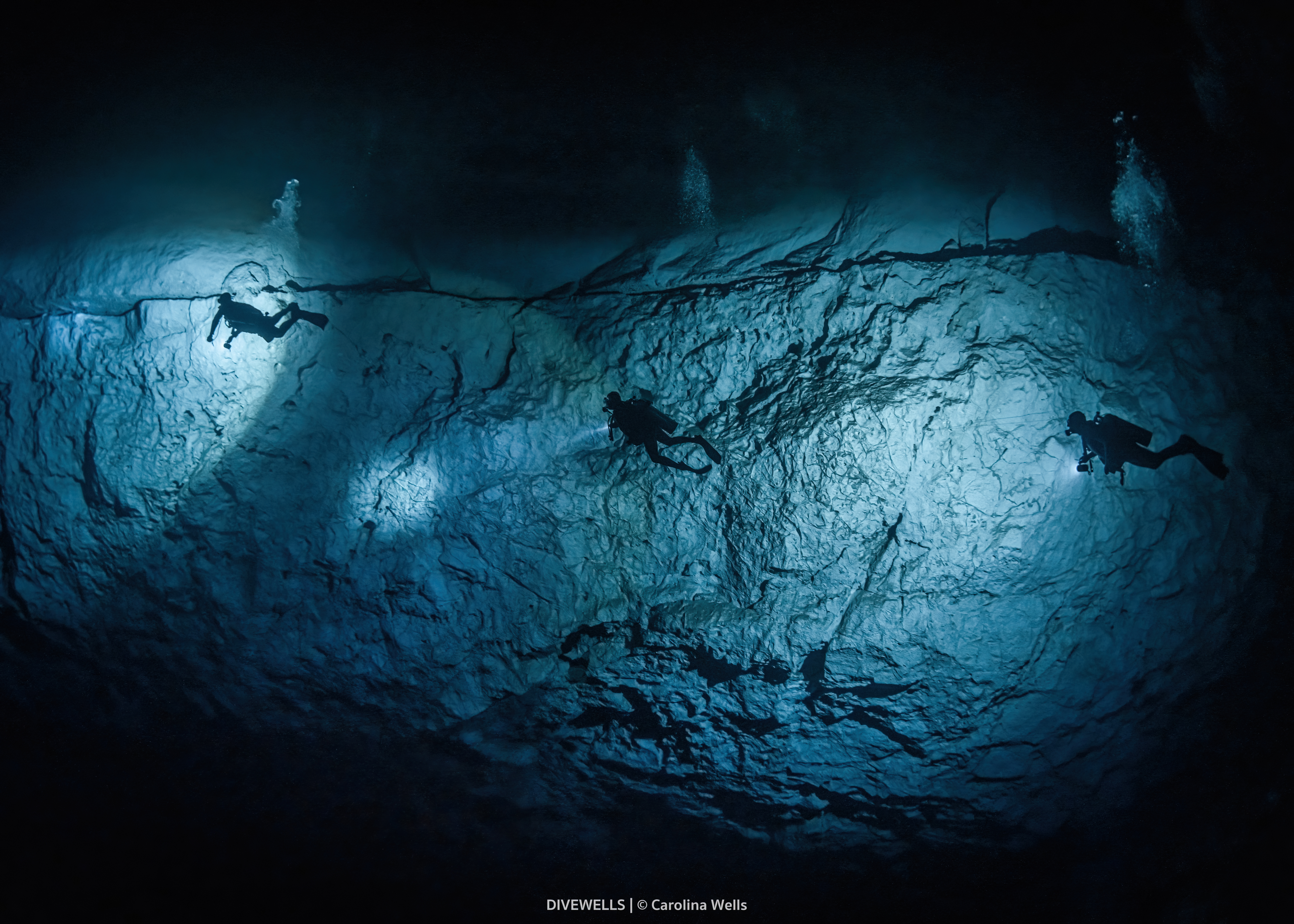 Yaakun cenote diving