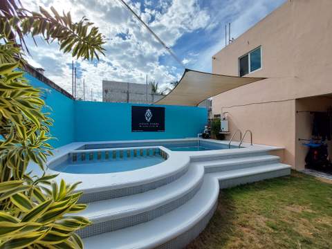 Jaguar Divers dive shop in Playa del Carmen
