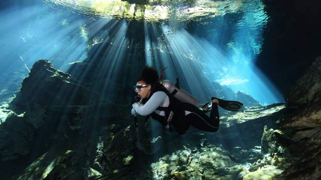 Los Mejores Cenotes para Bucear en Playa del Carmen y Tulum