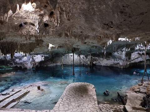 Taak Bi Ha cenote diving