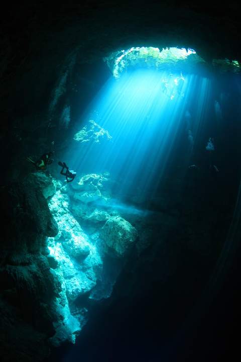 El Pit cenote diving