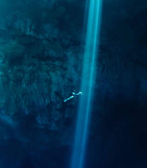 El Pit cenote diving