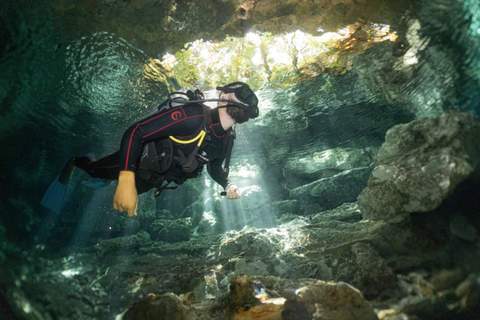 Cenote Taj
