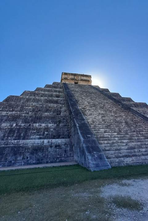 Pirámide de El Castillo en Chichén Itzá