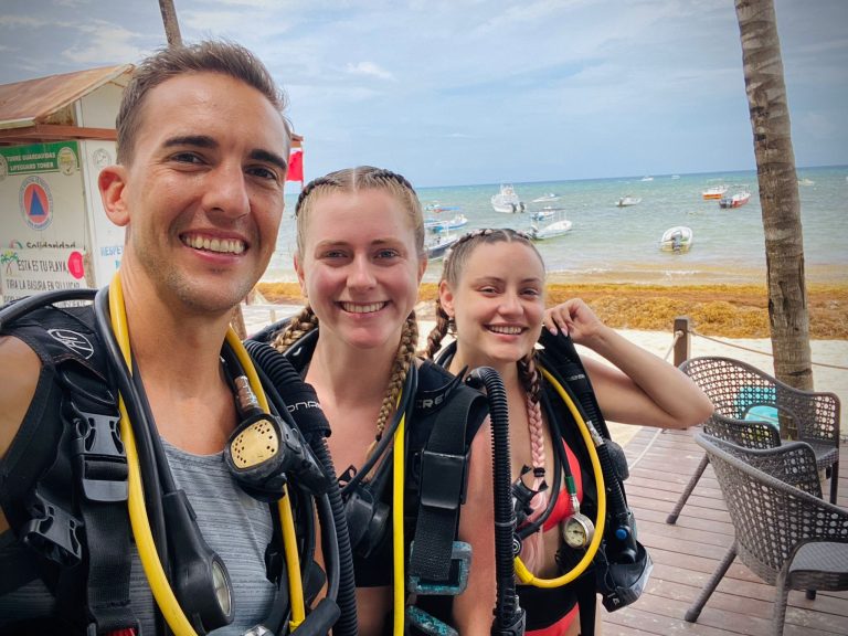 Scuba Diving Near Playa del Carmen (México) Scuba near Tulum